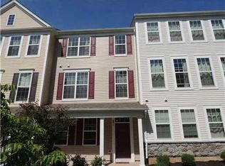 2102 Ethan Ln, Highland Park, NJ 08904