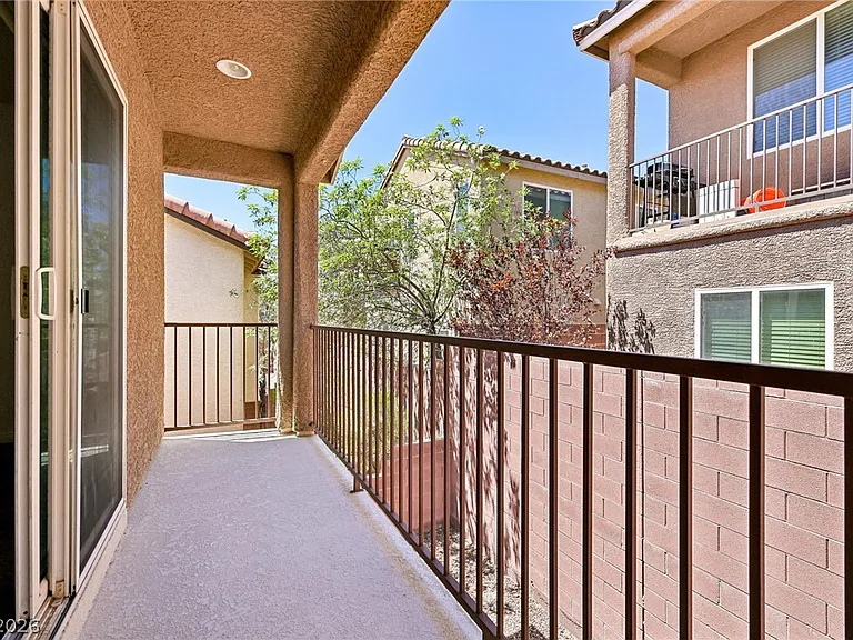 3819 Total Eclipse St — Photo 17