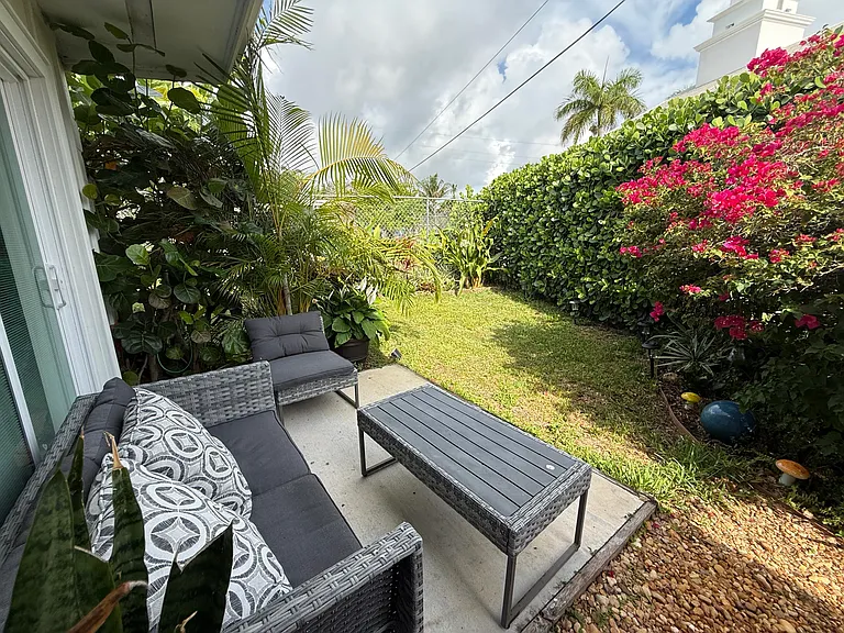 203 Seacrest Ln #A — Photo 16