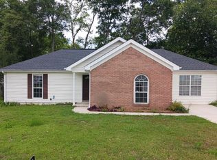 732 Gateway Dr, Bonaire, GA 31005