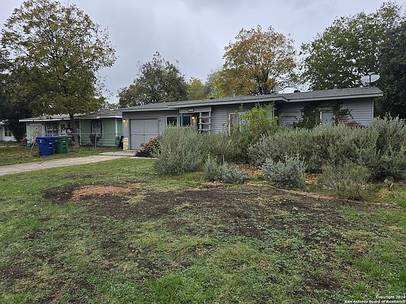 3rd image of 311 BASSWOOD DR