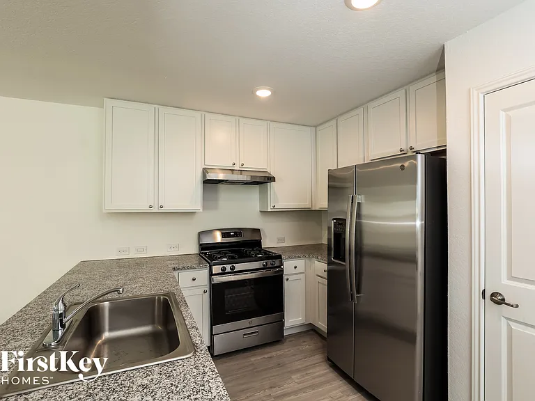 4547 Emma Way — Photo 7