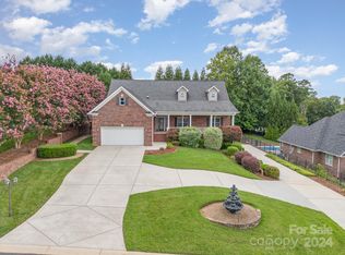 2706 Greenmont Cir, Belmont, NC 28012