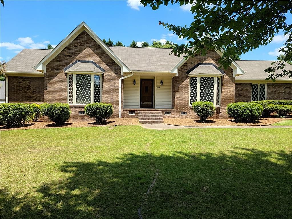 704 Highway 17, Piedmont, SC 29673 Zillow