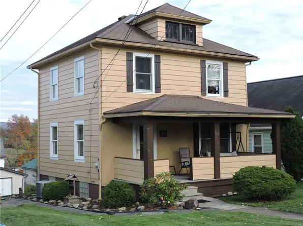 910 N Hickory St, Scottdale, PA 15683