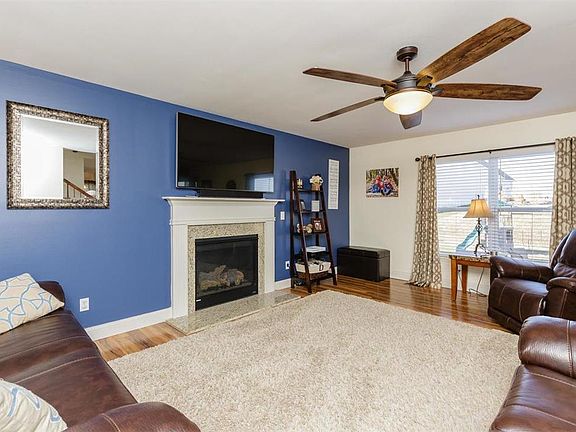 2nd image of 21 Huntleigh View Ct