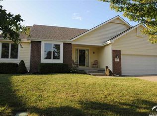 3409 Stone Post Ct, Lawrence, KS 66049