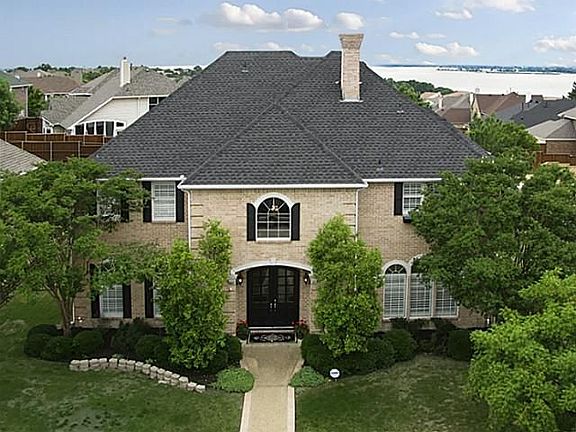 2nd image of 2872 Lago Vista Ln