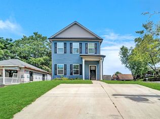111 N 3rd St, Easley, SC 29640