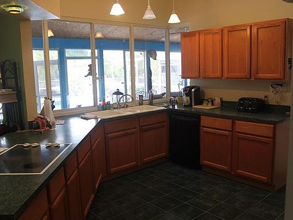 5th image of 1624 Christa Ct