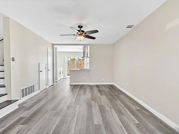 3rd image of 888 Cherrywood Way Unit 1