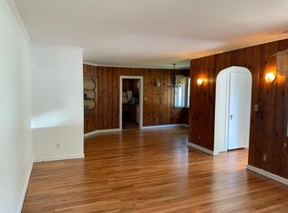 394 E McFarlan St, Dover, NJ 07801