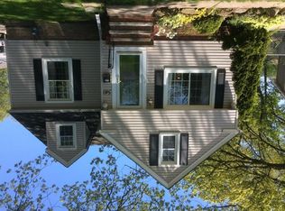 540 Canterbury Rd, Bay Village, OH 44140