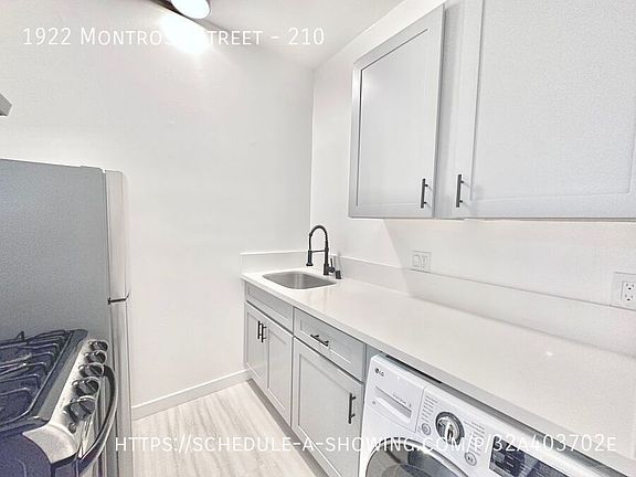4th image of 1922 Montrose St Unit 210