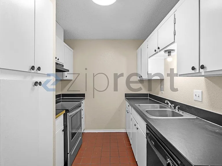 3224 Dreeben Dr #101 — Photo 5