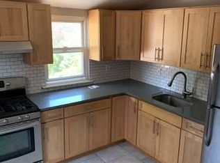 211 Tibbetts Rd #1, Yonkers, NY 10705