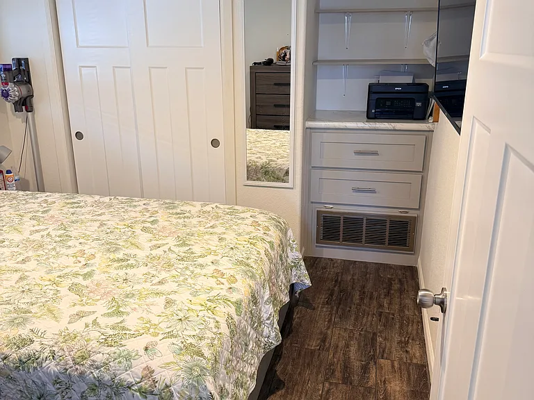9252 E Broadway Rd — Photo 13