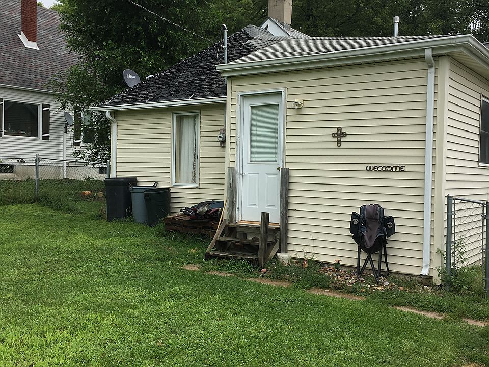 2nd image of 609 16th St