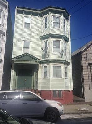 2nd image of 276 Princeton St