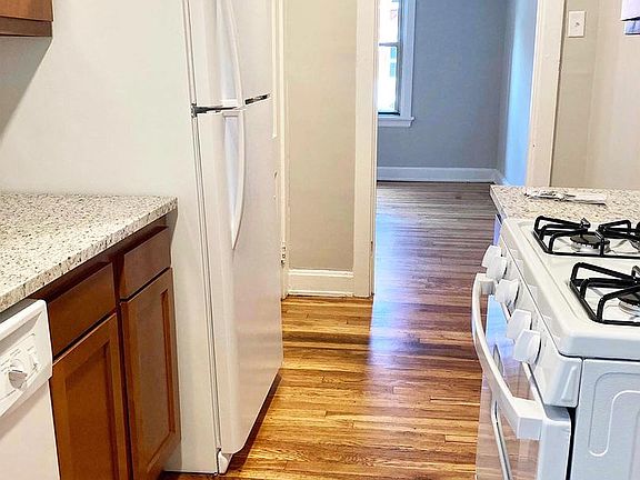 4th image of 3404 Whitfield Ave #3405-74
