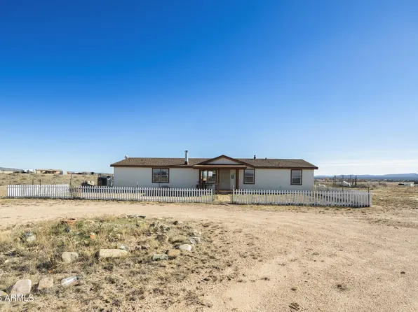 26785 N DARK SKY Drive, Paulden, AZ 86334