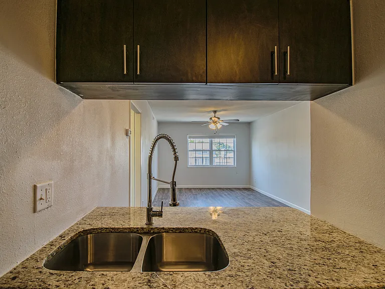 3618 W Rogers Ave #8 — Photo 6
