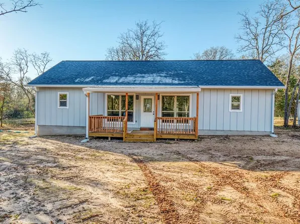 119 Laguna, Smithville, TX 78957