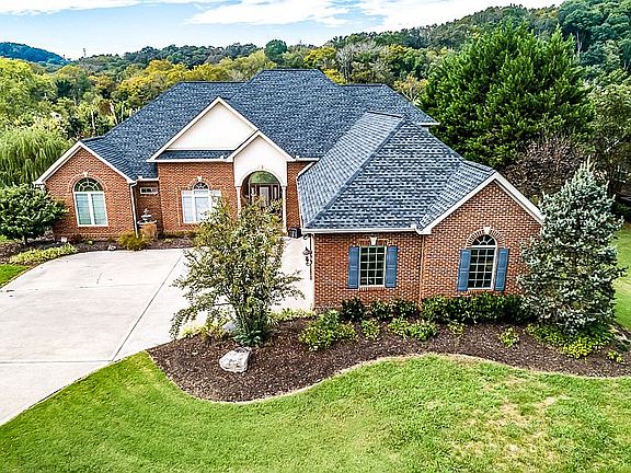 3rd image of 2963 Hodges Landing Dr