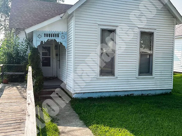 52 Jones St, Columbus, IN 47201