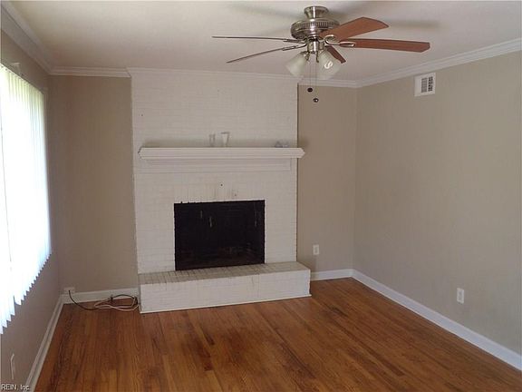 2nd image of 1380 Gabriel Dr