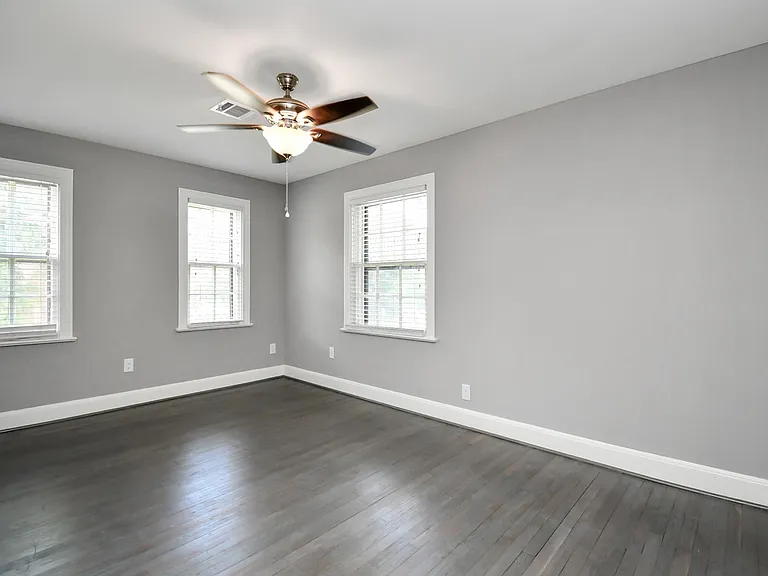 901 N Jones St — Photo 29