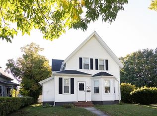 270 School St, Whitman, MA 02382