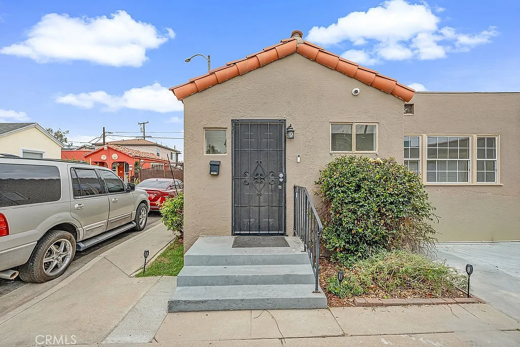 2 bed, 946 sqft, $3,500 — Photo 4