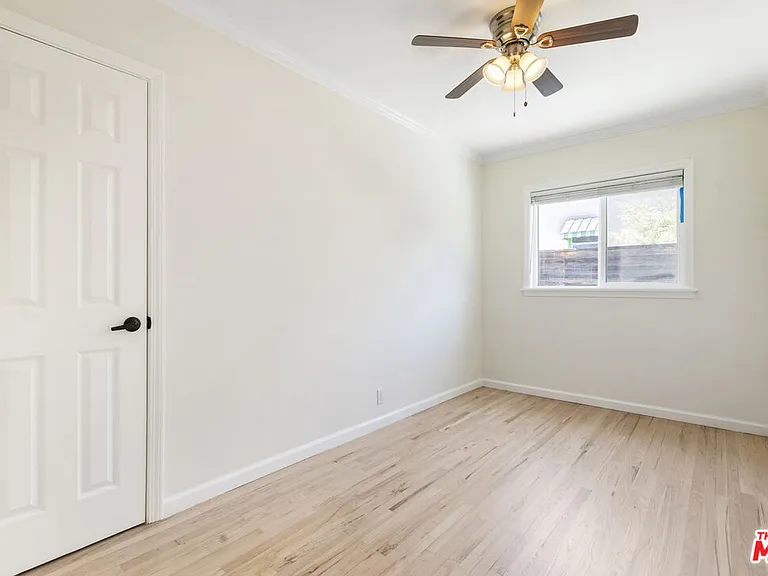 1720 1/2 N Avenue 45 — Photo 25