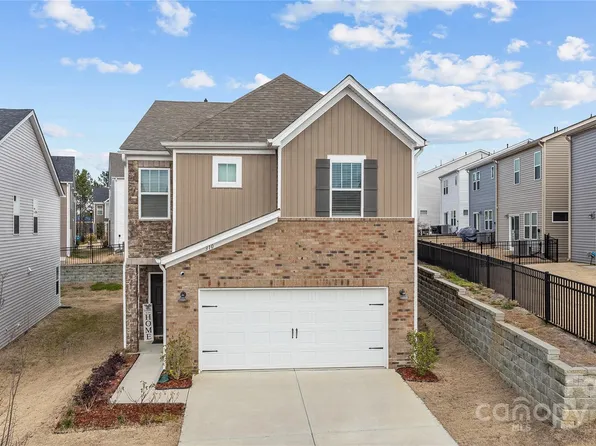 310 Hyssop Ct, Fort Mill, SC 29715