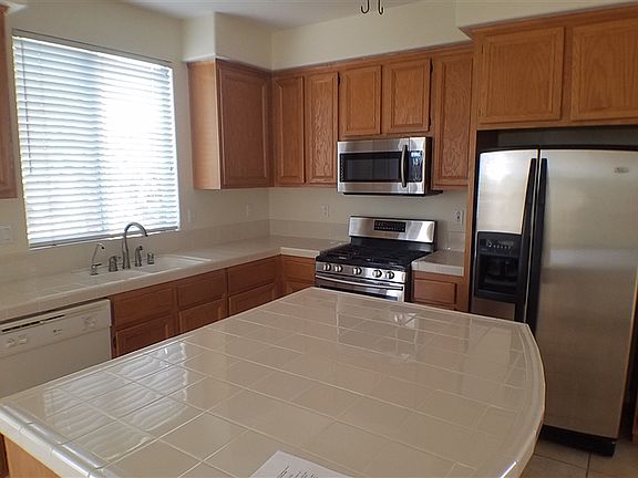 4th image of 716 San Gabriel Pl