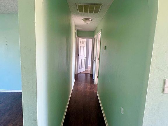 5th image of 638 Sand Ridge Road