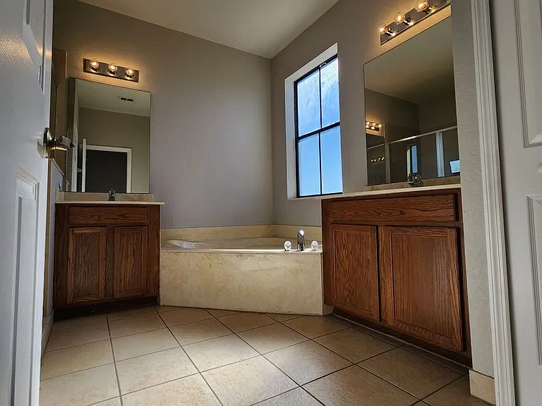 1496 Portofino Meadows Blvd — Photo 25