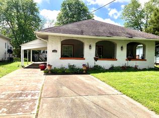 1314 W Monroe St, Herrin, IL 62948