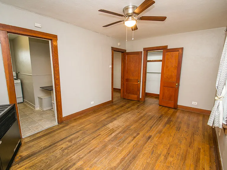 285 Zenobia Street — Photo 2