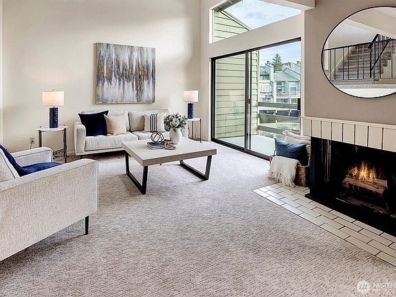 5th image of 7 Lake Bellevue Drive #206