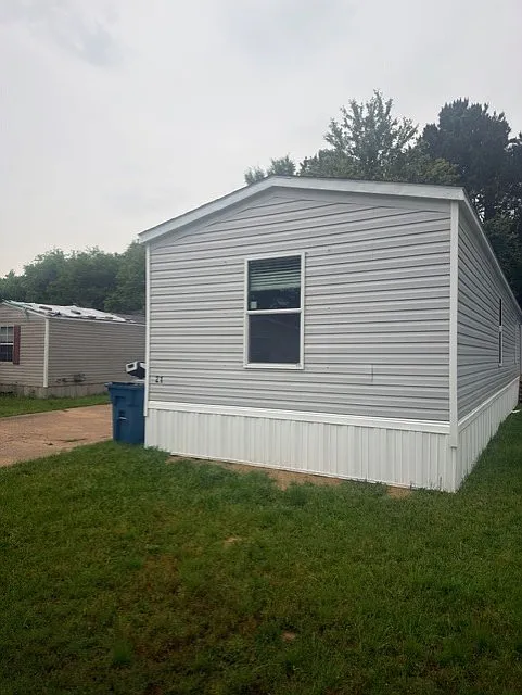 Building Photo - 9690 Highway 79 #21