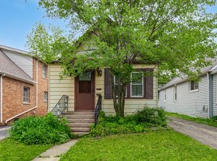 226 Washington Ave, Highwood, IL 60040