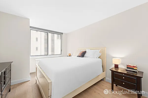 Rented by Douglas Elliman | media 23