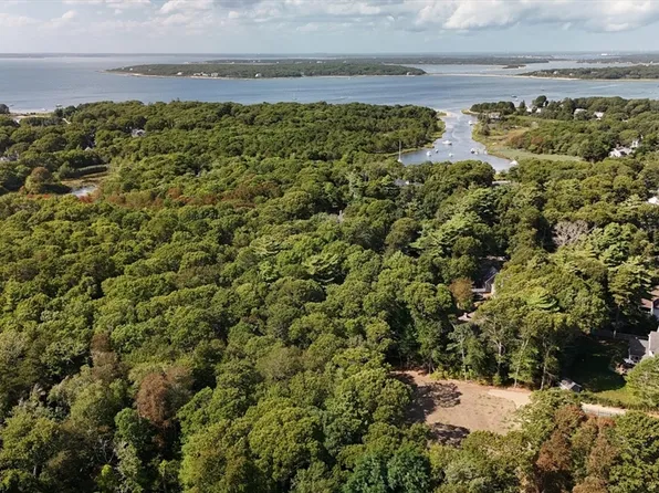 0 Quaker Rd, Falmouth, MA 02540