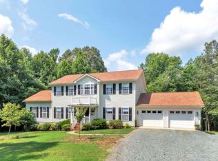 2622 Pea Ridge Rd, Charlottesville, VA 22901