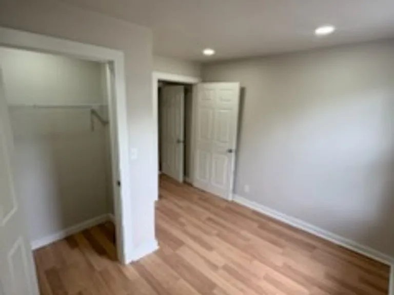 1611 W Barker Ave — Photo 17
