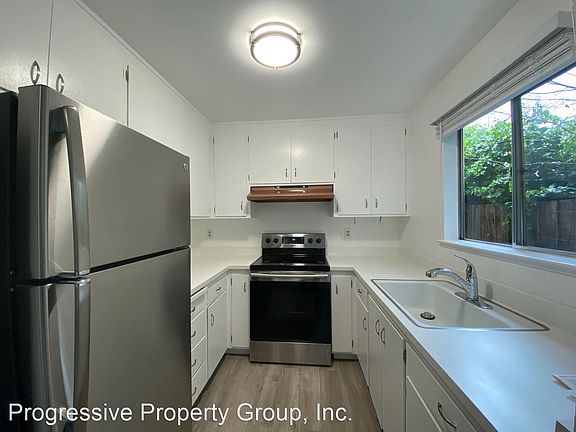 4th image of 20 Tamalpais Ave APT 2