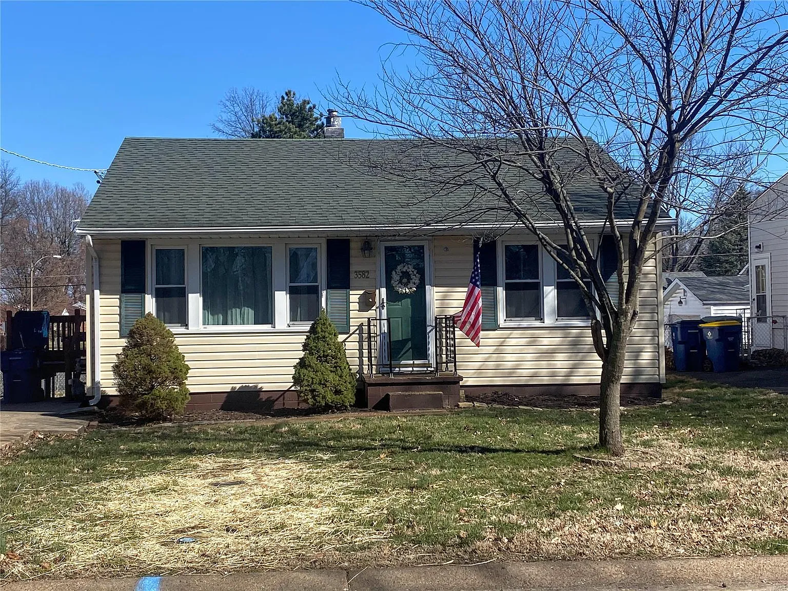 3582 Long Dr photo 1