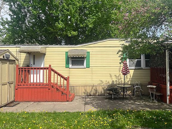 2nd image of 17338 Oak Grove St